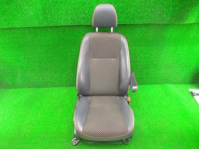 【中古】中古部品 アクア NHP10 ドライバーシート 【3330210100-000037094170500】