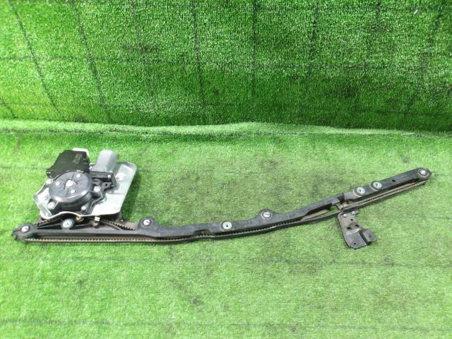 【中古】中古部品 タント LA660S 左パワースライドドアモーター 【3330420100-250426000164660】