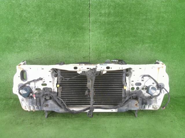 【中古】中古部品 マークII GX70G ラジエータコアサポート 【3330990100-240723000217180】