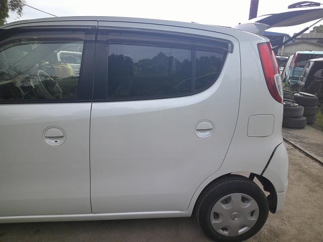 【中古】中古部品 モコ MG22S 左リアドア 【3340030100-320768000013400】