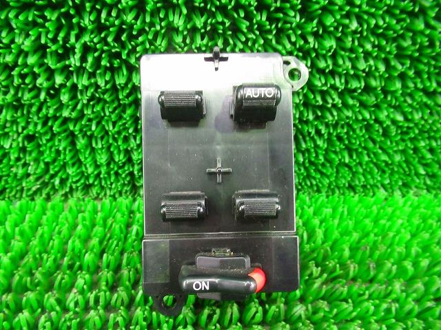 【中古】中古部品 ライフダンク JB4 パワーウインドウスイッチ 【3330210100-000037096761900】