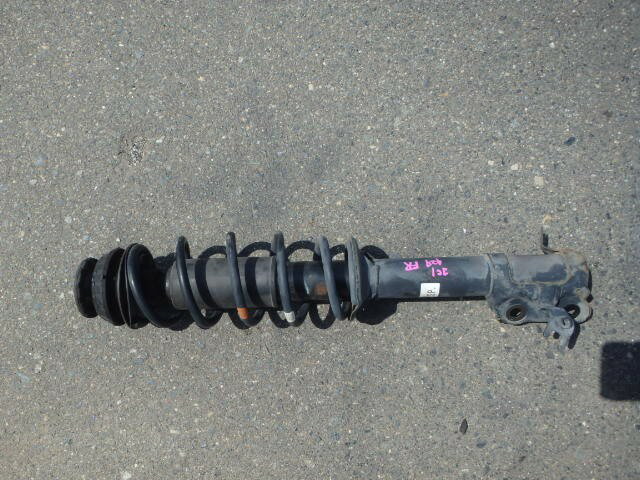 【中古】中古部品 ライフ JC1 右フロントストラット 【3331010800-000023265350100】