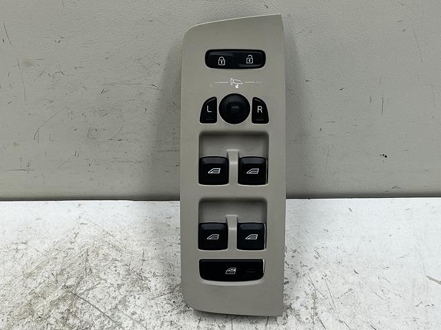 【中古】中古部品 ボルボ 40シリーズ MB420XC パワーウインドウスイッチ 【3310070100-0000Y0765861900】
