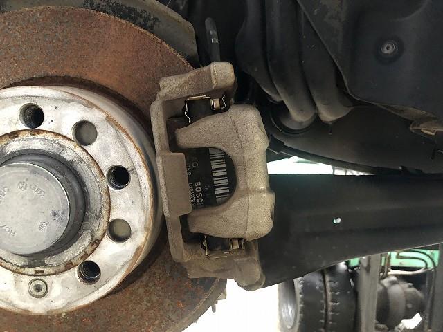 【中古】中古部品 VW ゴルフトゥーラン 1TCTH 右リアキャリパー 【3310070100-0000Y0762944430】