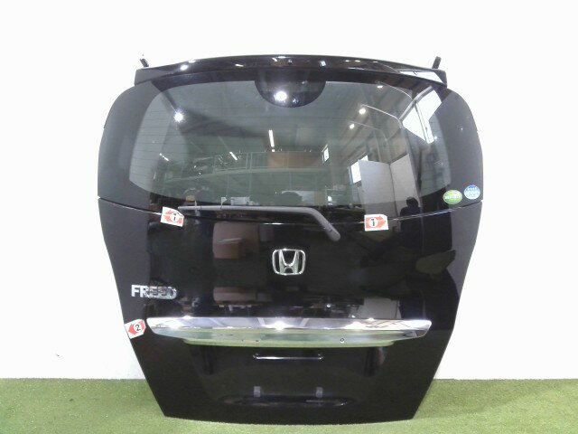 【中古】中古部品 フリード GB3 バックドア 【3310090100-202505072415800】