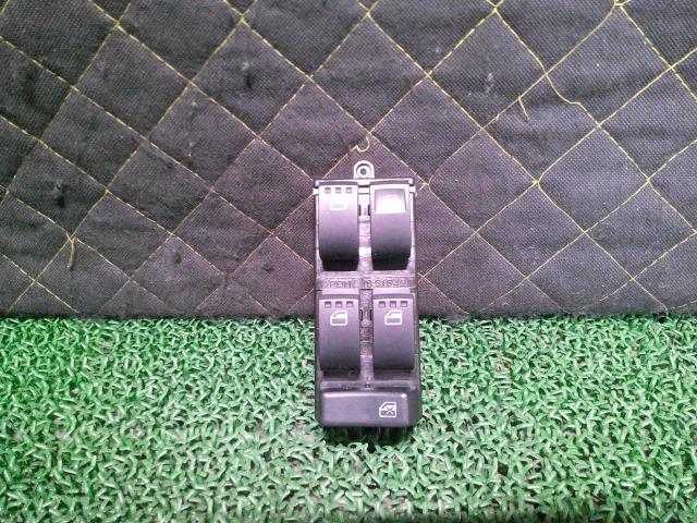 【中古】中古部品 ミライース LA300S パワーウインドウスイッチ 【3330660100-000025308261900】