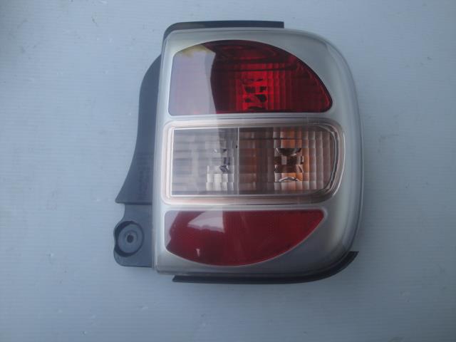 【中古】中古部品 ラパン HE21S 右テールランプ 【3100430000-250604000215500】