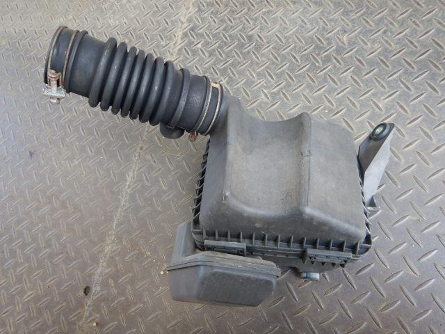 【中古】中古部品 ミニカ H42V エアクリーナー 【3330920100-000253012929050】