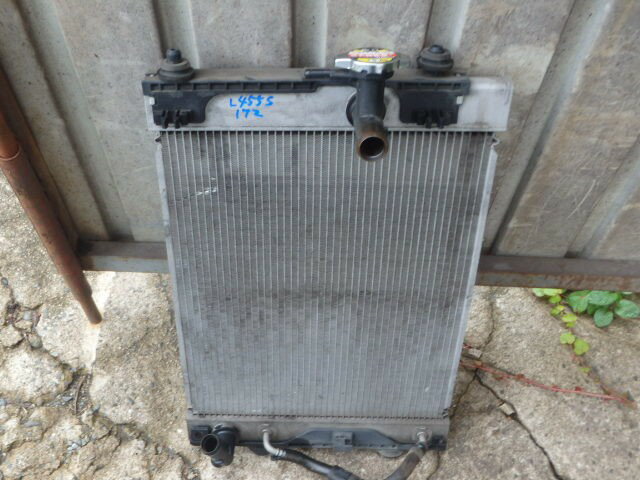 【中古】中古部品 タントエグゼ L455S ラジエータ 【3331010800-000023272620400】