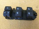 【中古】中古部品 ノア ZRR85G パワーウインドウスイッチ 【3330960100-000052481661900】