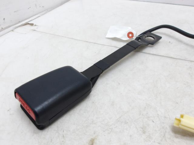【中古】中古部品 デリカD2 MB46S シートベルト 【3310250100-000253020977150】