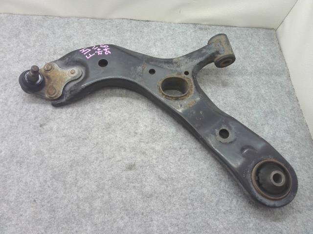 【中古】中古部品 ヴェルファイア ANH20W 左フロントロアアーム 【3310550000-250417001551740】