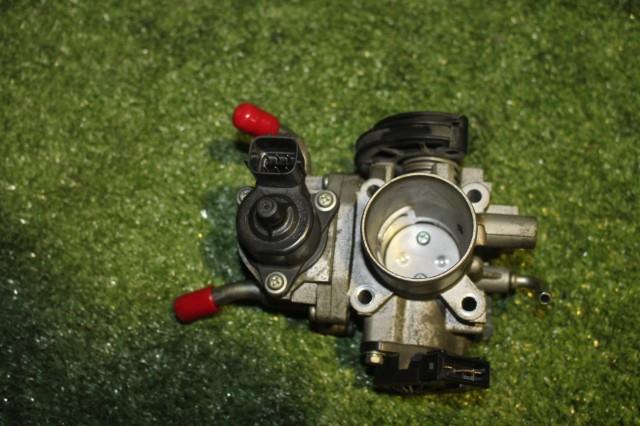 【中古】中古部品 eKワゴン H82W スロットルボディ 【3330950100-000040220120300】