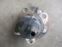 【中古】中古部品 アクア NHP10 リアハブ 【3310190100-000255001744470】