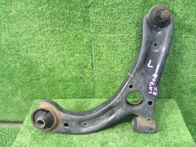 【中古】中古部品 ピクシスメガ LA710A 左フロントロアアーム 【3330900100-000024153251740】