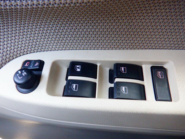 【中古】中古部品 ムーヴ LA150S パワーウインドウスイッチ 【3340140100-000025159061900】