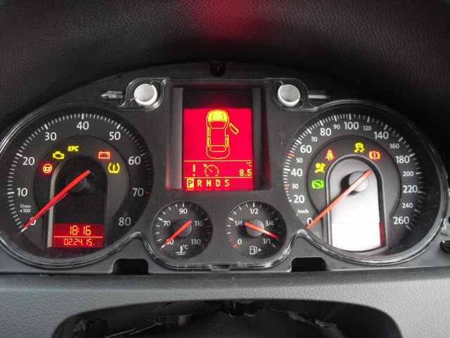 【中古】中古部品 VW パサートヴァリアント 3CAXZF スピードメーター 【3100430000-250624000161400】