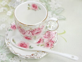 ロマンチックレースコーヒーカップ3点セットおしゃれ薔薇柄ティーカッププレゼントバラ雑貨花柄ロイヤルギフトセット姫系ホワイト結婚祝い誕生日カップコーヒー紅茶カップ陶器磁器食器洋食器キッチンアフタヌーンティー引出物引き出物