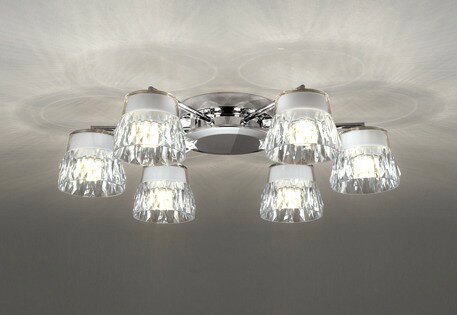[商品について]※本商品は、メーカー取り寄せのため、欠品している場合がございます。※画像はイメージです。商品の詳細はメーカー受付窓口/HPにてご確認ください。※掲載商品は予告無く販売終了となっている場合もあり、掲載商品全ての出荷確約をするものではありません。[注意事項]※調光器別売です。別途お求めください。[返品・交換について]返品不可：返品不可の商品⇒詳細はこちらをクリック※当店ではお客様都合による交換は受け付けておりません。■メーカー/品番オーデリック OC257138LR■商品カテゴリ照明器具 シャンデリア 6〜8畳■取付方法簡易取付A■適応畳数〜8畳■商品説明サイズ区分： 6灯ランプ色： LED 電球色 調光主な仕様： オーデリック 連続調光5-100%(位相制御)■検索コード 20220906■ジャンル インテリア・寝具・収納 ライト・照明器具 天井照明 シャンデリア■カテゴリ 照明器具 シャンデリア 6〜8畳オーデリック シャンデリア 6灯OC257138LR