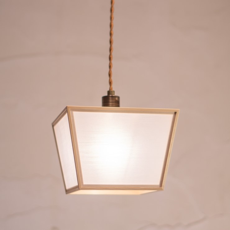 【メーカー直送】 新洋電気 升 和風ペンダントライト ホワイトフォール 白熱灯 AP861-A 和室 照明 強化和紙 ワーロン素材 おしゃれ 日本製 国産 木製