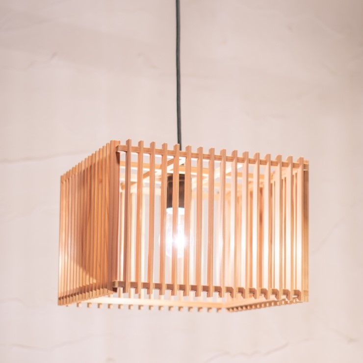 【メーカー直送】 【P10倍】 新洋電気 簾 和風ペンダントライト 白熱灯 AP798 和室 照明 強化和紙 おしゃれ 日本製 国産 木製