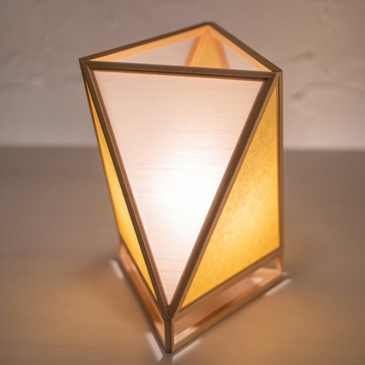 【メーカー直送】 新洋電気 彩 和風スタンドライト 白×山吹 白熱灯 A527-E 和室 照明 強化和紙 ワーロン素材 おしゃれ 日本製 国産 木製