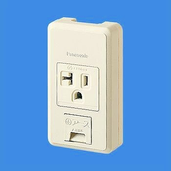 [商品について]※本商品は、メーカー取り寄せのため、欠品している場合がございます。※画像はイメージです。商品の詳細はメーカー受付窓口/HPにてご確認ください。※掲載商品は予告無く販売終了となっている場合もあり、掲載商品全ての出荷確約をするものではありません。[返品・交換について]返品不可：返品不可の商品⇒詳細はこちらをクリック※当店ではお客様都合による交換は受け付けておりません。■メーカー/品番パナソニック WKS286■商品カテゴリ電設資材 配線器具 パナソニック コンセント 15A・20A兼用・250V用コンセント■商品説明主な仕様： パナソニック リファインシリーズ 15A・20A兼用 露出アースターミナル付接地コンセント 125V(フル端子)シリーズ名 ： リファイン シリーズ■検索コード 20100507■カテゴリ 電設資材 配線器具 パナソニック コンセント 15A・20A兼用・250V用コンセントパナソニック 15A・20A兼用露出アースターミナル付接地コンセントWKS286