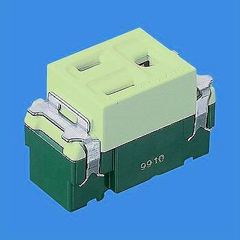 [商品について]※本商品は、メーカー取り寄せのため、欠品している場合がございます。※画像はイメージです。商品の詳細はメーカー受付窓口/HPにてご確認ください。※掲載商品は予告無く販売終了となっている場合もあり、掲載商品全ての出荷確約をするものではありません。[返品・交換について]返品不可：返品不可の商品⇒詳細はこちらをクリック※当店ではお客様都合による交換は受け付けておりません。■メーカー/品番パナソニック WN1101LG■商品カテゴリ電設資材 配線器具 パナソニック コンセント シングルコンセント■商品説明カラー区分： ライトグリーン主な仕様： パナソニック 埋込接地コンセント　（ライトグリーン）シリーズ名 ： コスモシリーズワイド21 コンセント■検索コード 20100624■カテゴリ 電設資材 配線器具 パナソニック コンセント シングルコンセントパナソニック 埋込接地コンセントWN1101LG 本体色：ライトグリーン