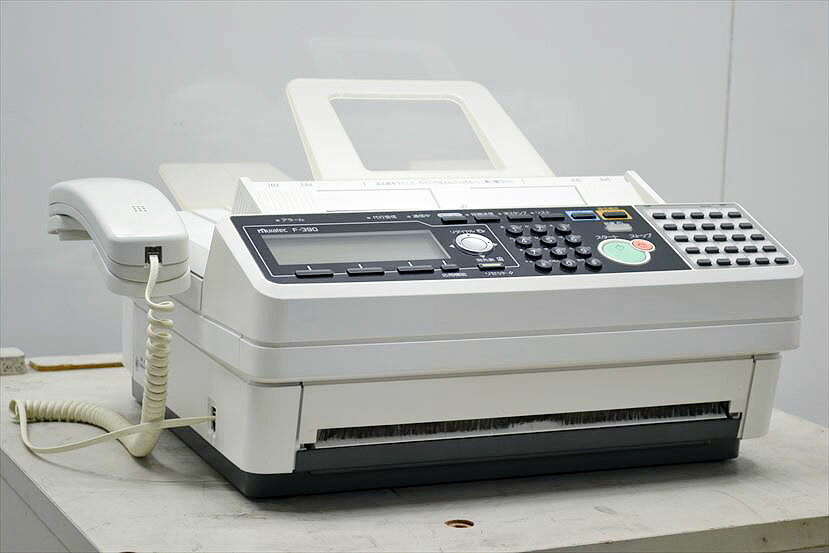 カウンタ21,622 業務用中古FAXムラテック/村田機械/Muratec感熱紙タイプFAX F-390/最大B4用紙サイズナンバーディスプレイ対応 現行機【中古】