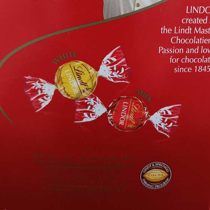 ��Ȣ�ʤ��ۥ��ĥ������ȥ���2�� �ߥ륯���ۥ磻�ȡʥ��ȡ�Lindt�����ɡ���ȥ��ե��祳�졼�ȡ���ɸ��48�����ꡡ600g �Ȥ�����ȥ��ա� �ڥХ�󥿥���ǡ� ���֤� ���� ���ۻ� ��åԥ� �ܥå�����