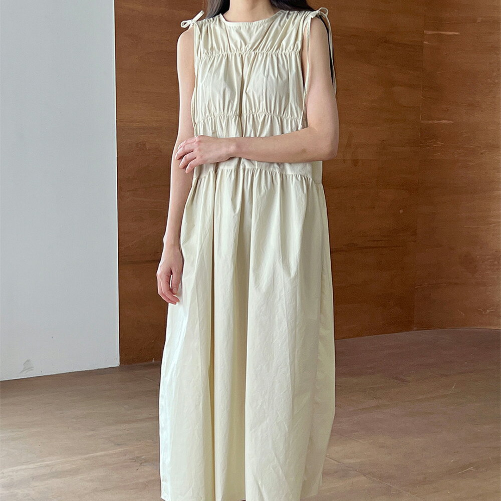 肩リボンギャザーノースリーブワンピース 体型カバー ゆったり かわいい レディースファッション 大人カジュアル プチプラ 定番リボン かわいい きれいめ シンプル 大人 上品 おしゃれ