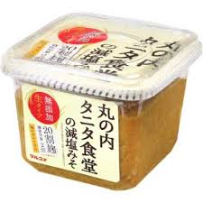 商品詳細商品画像と実物のデザインが異なる可能性がございます。タニタ食堂で使用するみそで、だし無し、無添加の粒みそです。米は国産米を使用しました。弊社標準品のみそ（料亭の味、無添加料亭の味を参考）と比較して、100gあたりの塩分を20％カットした減塩タイプのみそです。減塩みそですが、通常よりも高い麹割合（20割）で、甘みとコクのある味に仕上げました。材料・原材料米、大豆（遺伝子組換えでない）、食塩使用方法・用途・調理方法などお椀一杯に対して、16g〜18gを入れ、お湯に溶かして、お召し上がりいただけます。保管・保存方法直射日光を避け、涼しいところで保存してください。賞味期限等の表示6ヶ月問合先製造者：マルコメ株式会社長野県長野市安茂里883お客様相談室　0120-85-5420商品区分食品広告文責ゴダイ(株) 楽天市場店メールアドレス　e-godai_4@shop.rakuten.co.jp電話番号　 079-268-2777