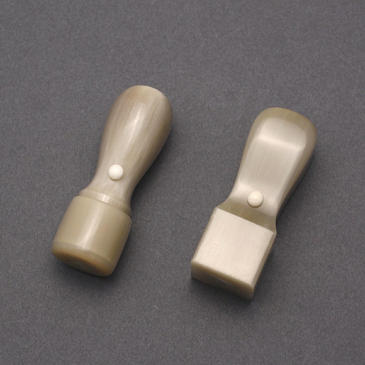 法人印鑑セット/法人 実印 付/法人印鑑 2本セット/オランダ水牛純白・牛角白(高級芯持)/代表印・角印・2本セット/丸天丸・角天丸/印鑑10年保証付/印影デザイナーの美しい印影の手仕上げのご印鑑