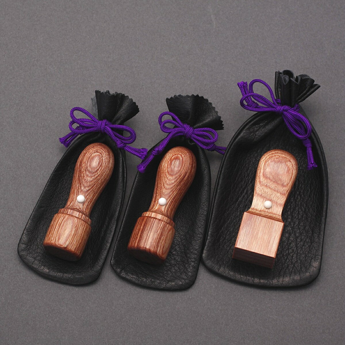 法人印鑑セット/法人 実印 付/法人印鑑 3本セット/彩樺/代表印・法人銀行印・角印・3本セット/丸天丸・丸天丸・角天丸/皮袋x3個付/印鑑10年保証付/印影デ...