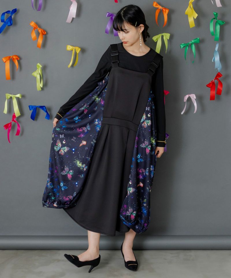 scolar スカラー 153776：宇宙蝶柄×ジャージ生地 ジャンパースカート