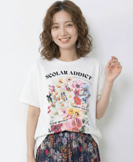 Rakuten - scolar スカラー 161650：ポジティブ花コラージュ柄チュニック