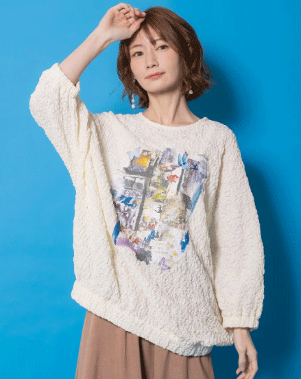 Rakuten - is scolar イズスカラー 561224：魔女の秘密コラージュ柄 シャーリングレースプルオーバー