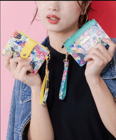 Rakuten - scolar スカラー SC80-10：黒ネコ×スカラーちゃん 花柄フラグメントケース
