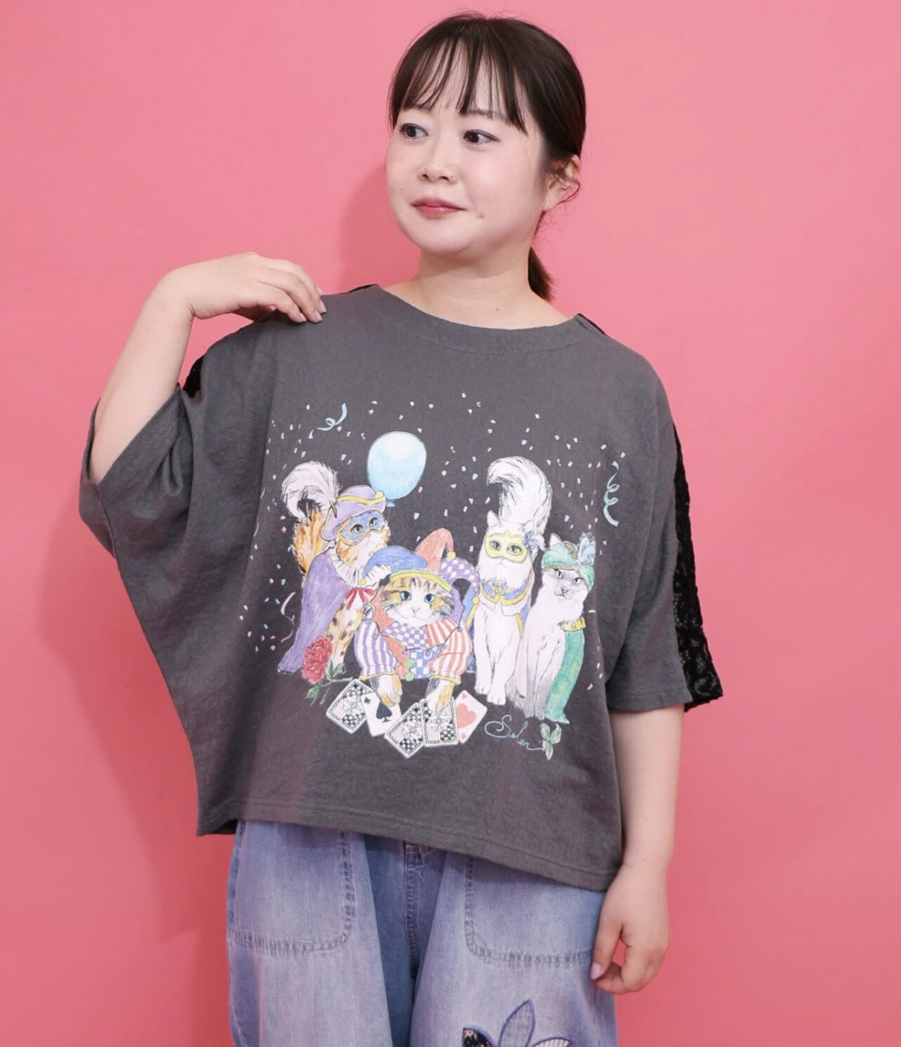 Rakuten - scolar スカラー 162634：仮面舞踏会のネコ柄 ドルマンスリーブTシャツ
