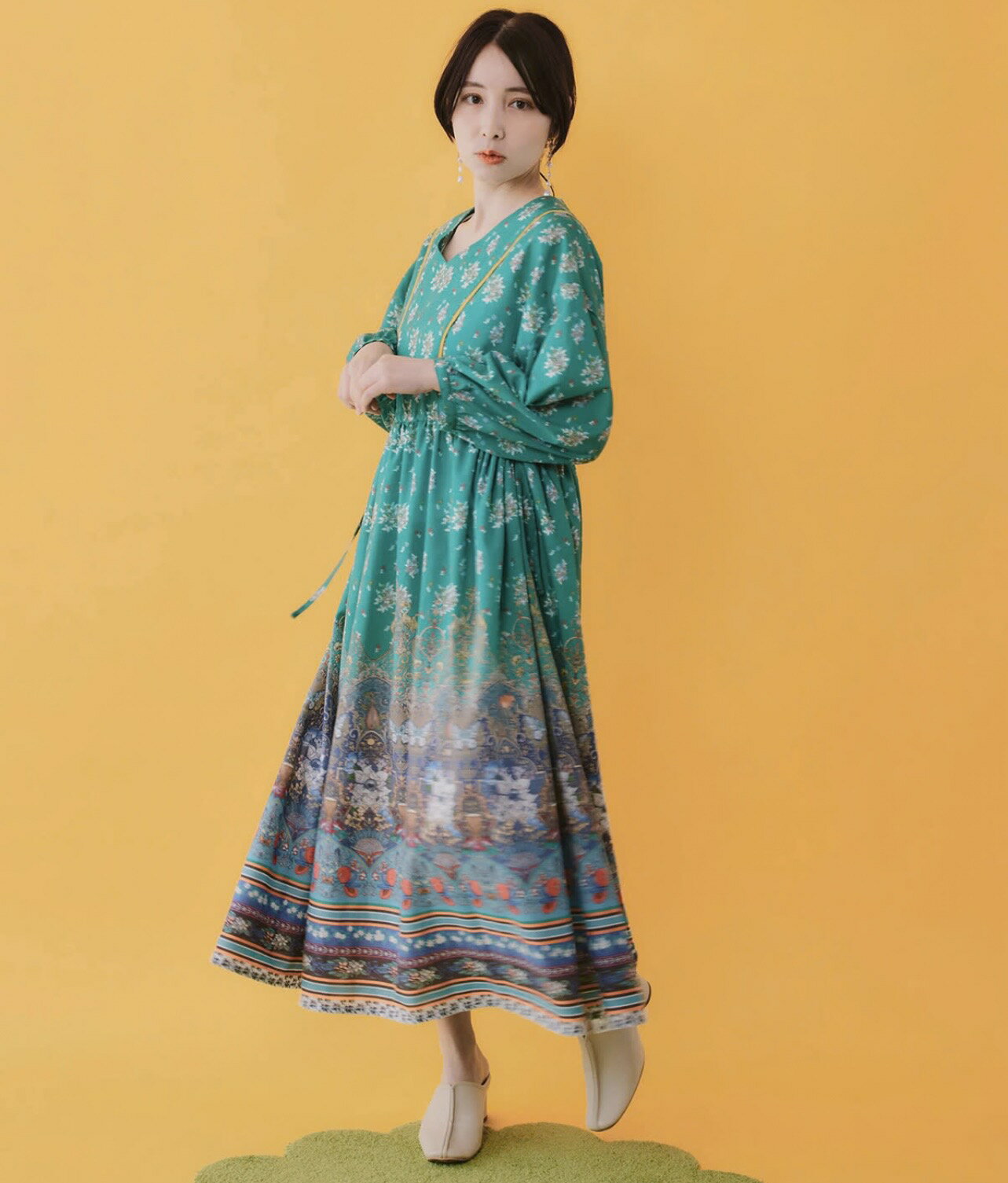Rakuten - is scolar イズスカラー 562229：蝶々×エスニック柄ワンピース