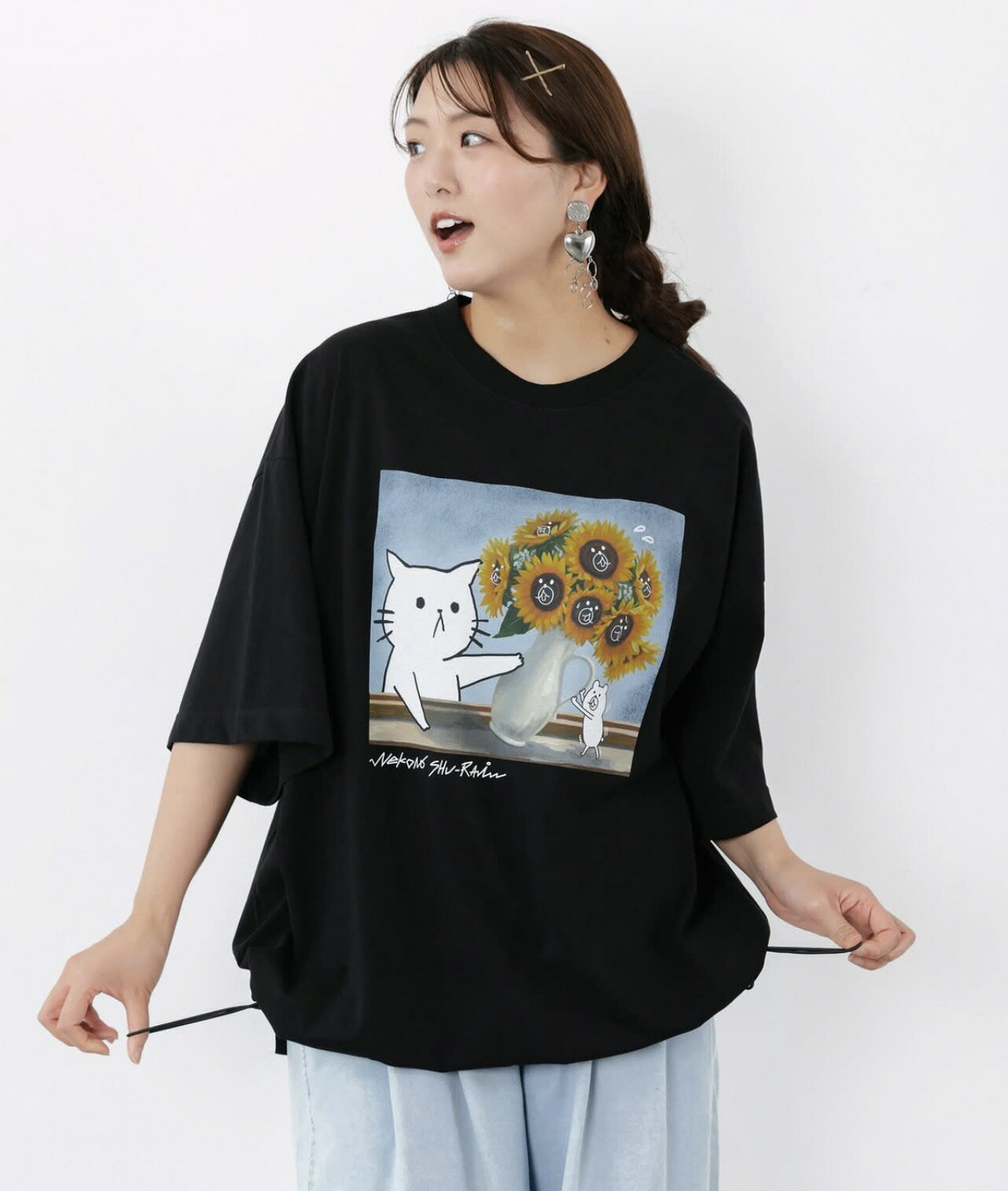 scolar parity スカラーパリティ 362118：ネコの襲来アート柄 ドロスト付き接触冷感Tシャツ