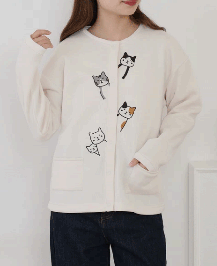 Rakuten - ひょっこりネコ　前立て刺繍カーディガン　ねこだらけカーディガン ネコカーディガン　ねこカーデ