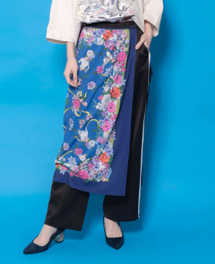 is scolar イズスカラー 561227：スカーフ柄巻きスカート付きパンツ