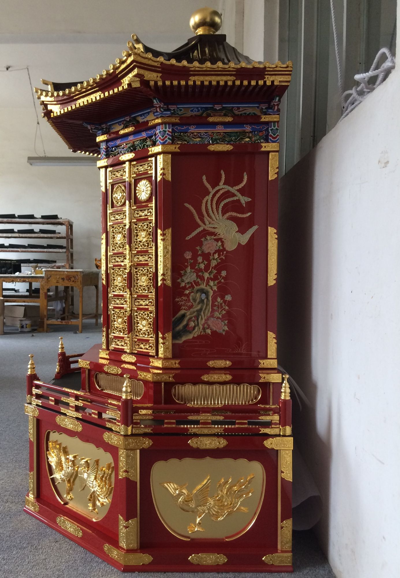 六角型総彫刻入り厨子・須弥壇 寺院仏具の紹介画像2
