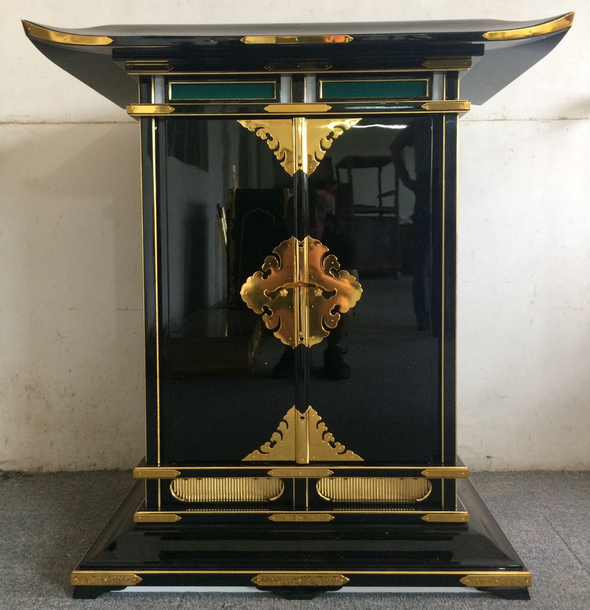 春日厨子　寺院用仏具