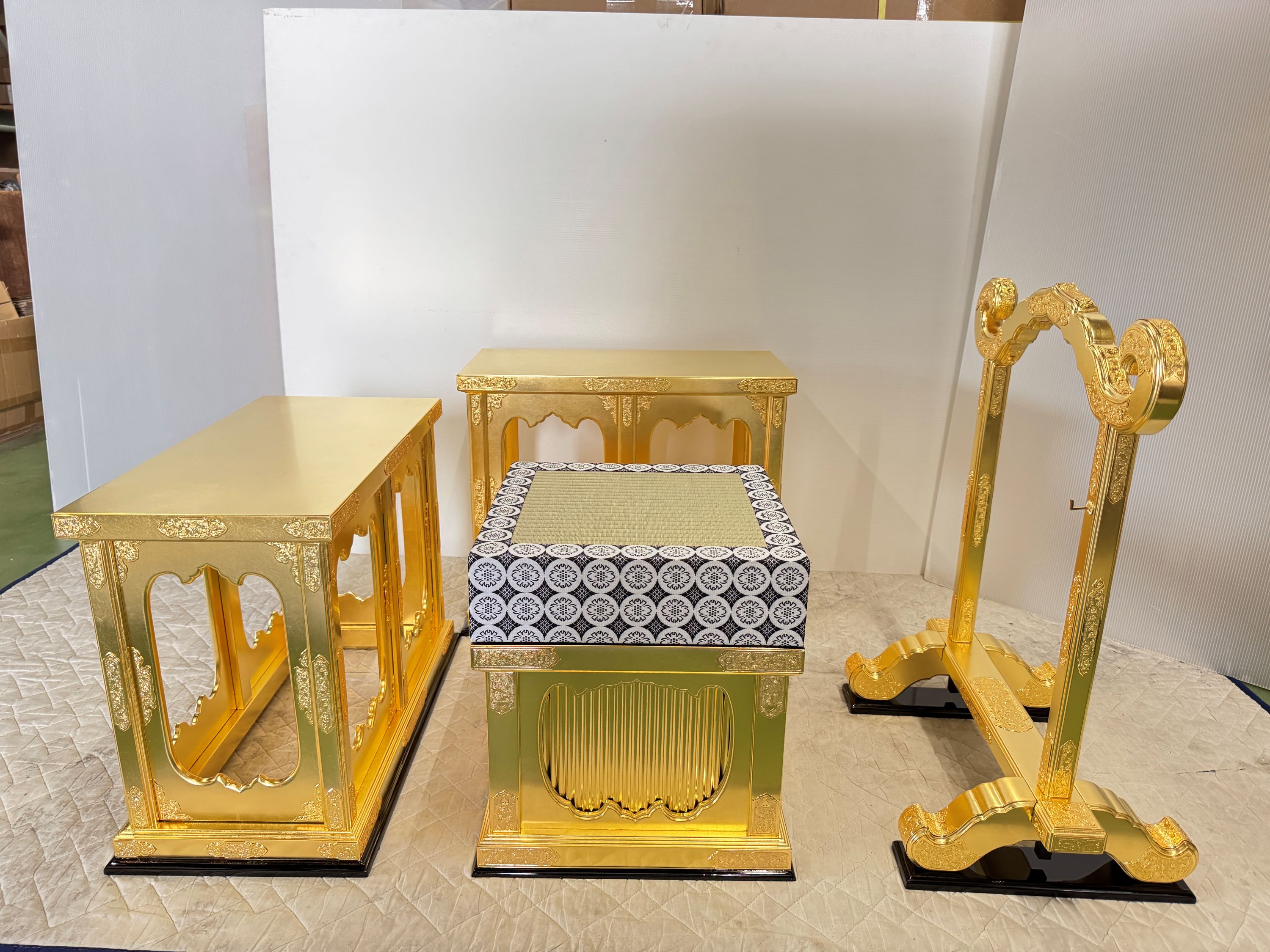 浄土真宗　登高座　御本山阿弥陀堂型　寺院用仏具