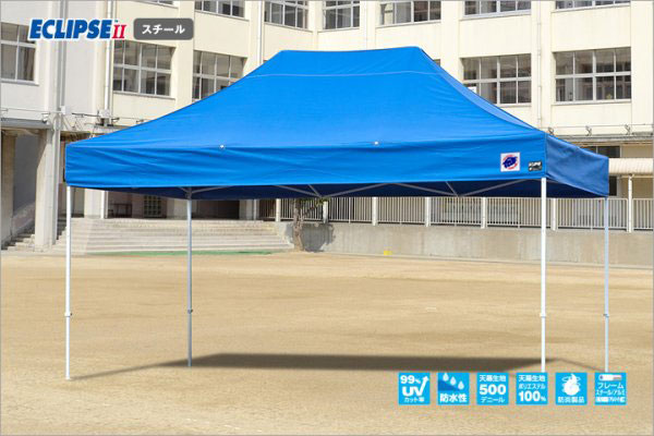 メーカー【E-ZUP】イージーアップ商品名イージーアップテント　【デラックス(スチールタイプ)】品番DX45-17BLサイズ3.0m×4.5mカラー天幕色:青(ブルー)納期目安通常出荷3-4日(土日祝除く)で出荷致します。JAN4560247207731特徴フレーム(スチールorアルミ)が選べる最上級大型モデル。錆に強く耐久性が高いうえ、高級感のあるフレーム。支柱はラインナップ全体で最も太い32角を使用。ロック解除は引くだけのプルピン式。テントの高さもワンプッシュで調節可能となっており、設営・撤収も手軽に、スムーズに行えます。用途バーベキュー(BBQ)、アウトドア、スポーツの現場、屋外の休憩スペース、屋外での熱中症対策、社内行事や地域のお祭り、臨時の喫煙所等、、熱中症対策スペース、受付・案内所スペース、工事現場の日除け休憩用スペース、農作業の休憩スペース、フリーマーケットなどのイベントスペース等サイズ3.0×4.5m重量39収納サイズ29×34×159cmフレームスチール・白粉体塗装天幕詳細ポリエステル100%　500デニール　防水・防炎　紫外線カット99%支柱32角(上部)・26角(下部)付属品収納カバー、30cm杭、天幕取付工具、シリコンスプレー注意事項イージーアップテントは、簡単に設置・収納できるよう軽量に設計されており、風の影響を受けやすい商品です。安全確保のため、必ず風対策をしてご使用ください。キーワード来夢 かんたんテント ワンタッチテント アウトドアテント 日除けテント 業務用テント タープ 日よけタープ 日除けタープ イベントテント イベントタープ 簡単タープ かんたんテント かんたんタープ ワンタッチタープ イベント用タープ 展示会テント 業務用タープお届けについてこちらの商品はメーカー直送便でお届けします。土日祝の配送不可。時間指定不可。沖縄・その他離島は配送不可。大型商品に関しては、北海道は別途送料が発生いたします。ご注文確定時には加算されませんがご注文内容確認後、改めて訂正・ご連絡させて頂きますのでご注意くださいませ。