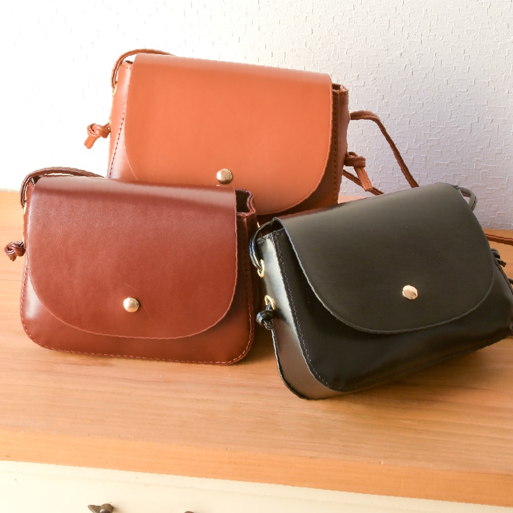 【クーポン対象！】ショルダーバッグ 斜め掛けバッグ 斜めがけ ポシェット ミニバッグ 小さめ 鞄 カバン レディース フェイクレザーおしゃれ かわいい 大人 シンプル ナチュラル 韓国 ミニ ショルダー ミニショルダーバッグ お財布 彼女 春 夏 秋 冬 イーミー