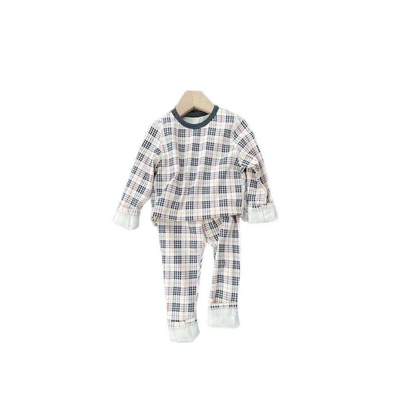 ・適用性別: 男女兼用・素材: 綿・対象年齢: 中小子供 (3〜8歳、100〜140cm)・スタイル: 韓国版・メイン素材: 綿・メイン素材の含有量: 95%・厚さ: 薄手・パターン: 漫画・機能: 静電気防止, 保温, 吸湿発散・生地の加工: 起毛・適した季節: 冬, 春, 秋・画像実写: モデル実写・要素: セット, 漫画, かわいい, プリント・製品カテゴリ: 子供用ホームウェア