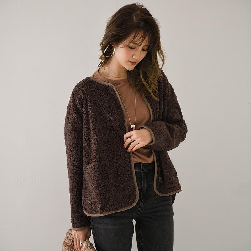 カーディガン レディース 秋冬 ラウンドネック 長袖 ショート丈 トップス ゆったり 暖かい ポリエステル 無地 切り替え ブラック ベージュ ブラウン系